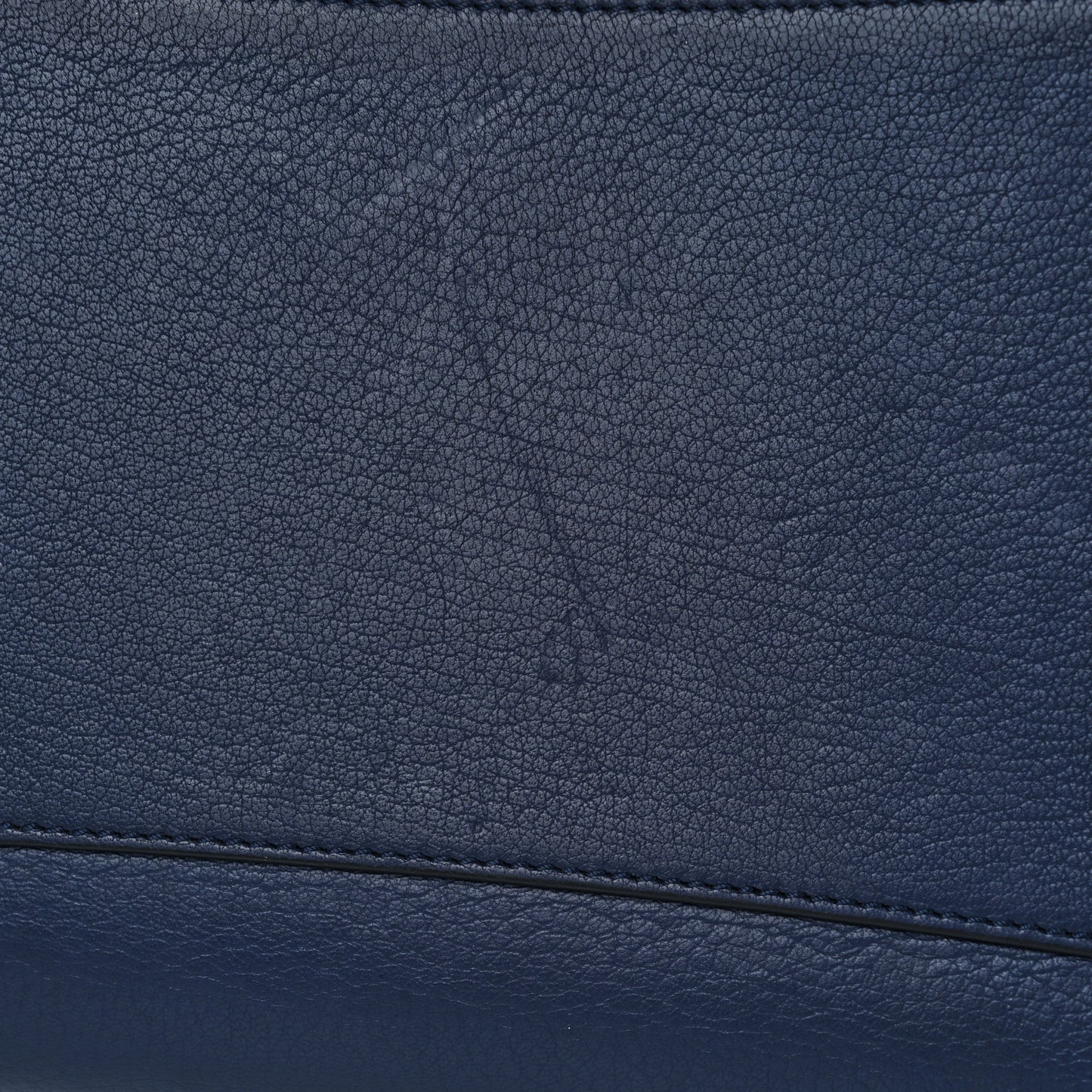 Sugar Goatskin Medium Antigona Navy