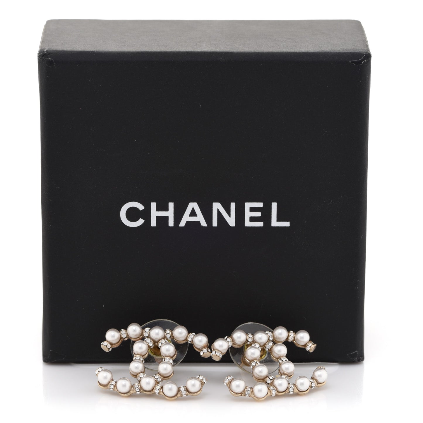 Pearl Crystal Nefertiti CC Earrings Gold