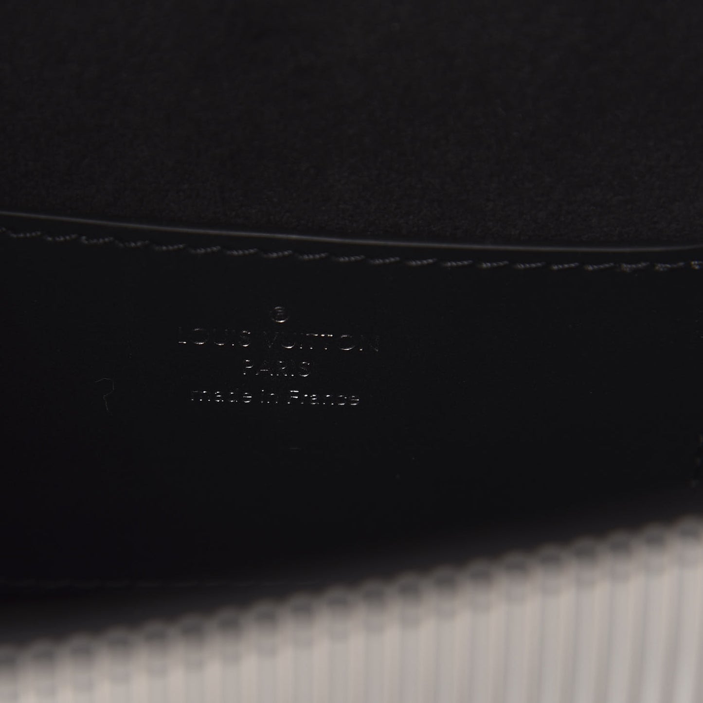 Calfskin Gradient Twist MM Black Toledo
