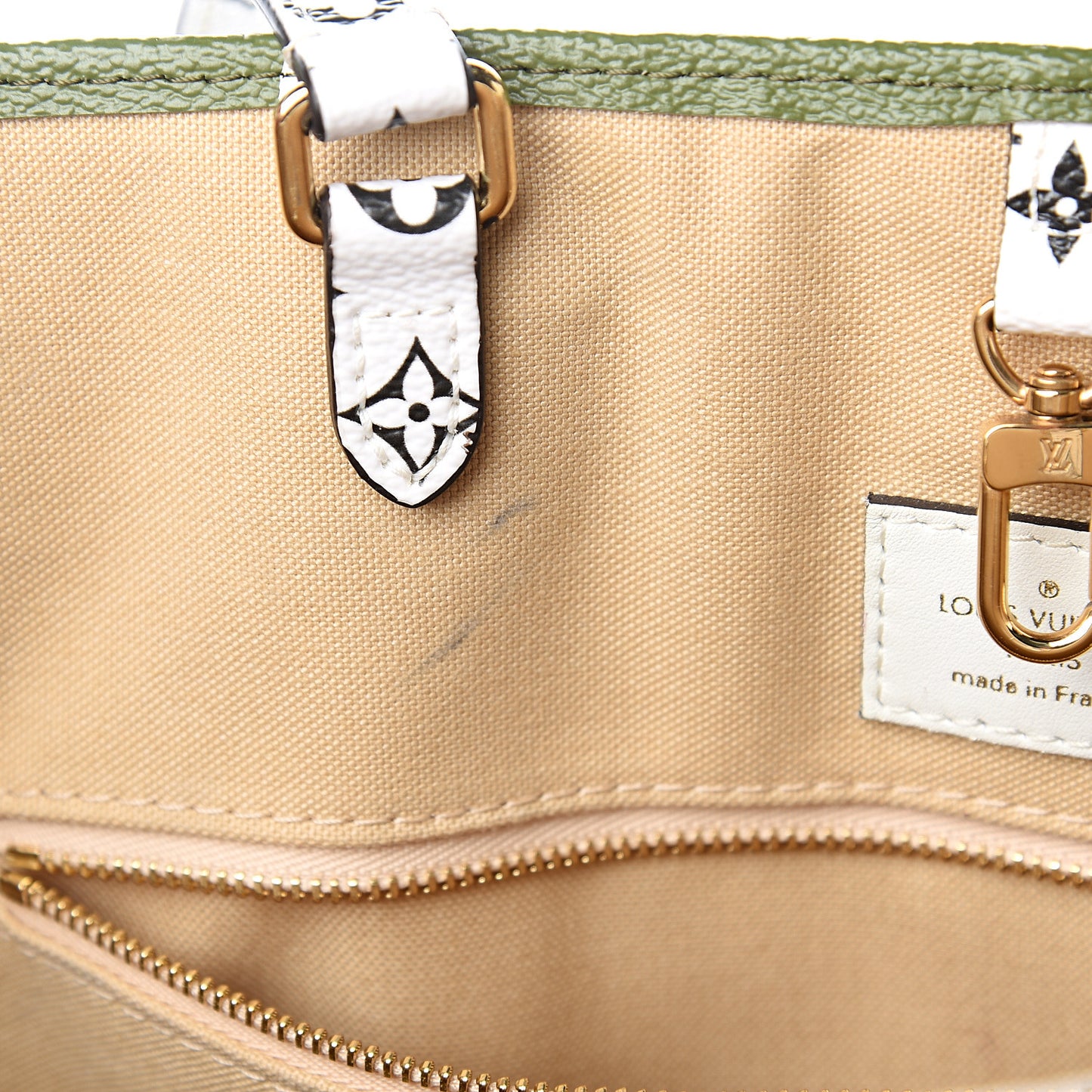 Monogram Giant Onthego GM Kaki Beige