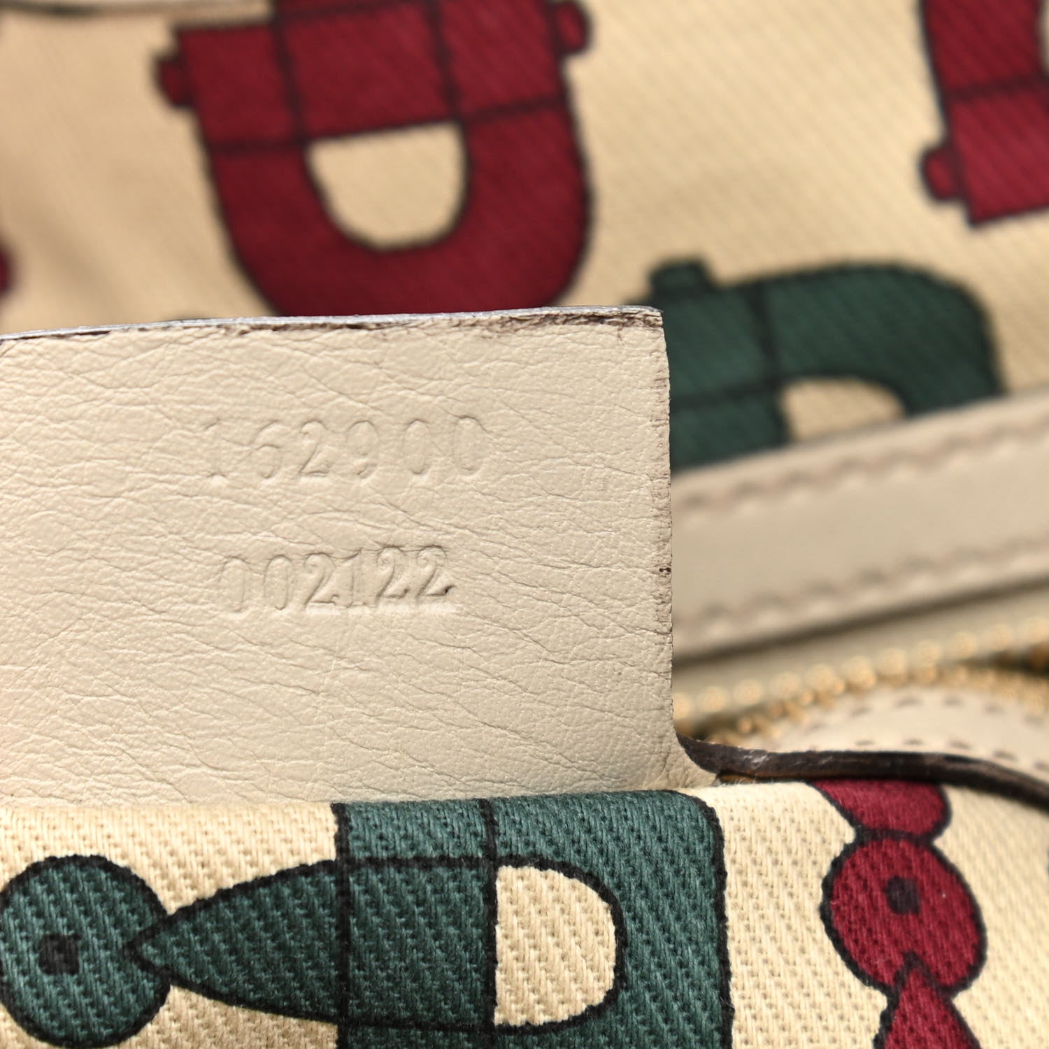 Gucci Guccissima Small Pelham Shoulder Bag Off White 6 of 13