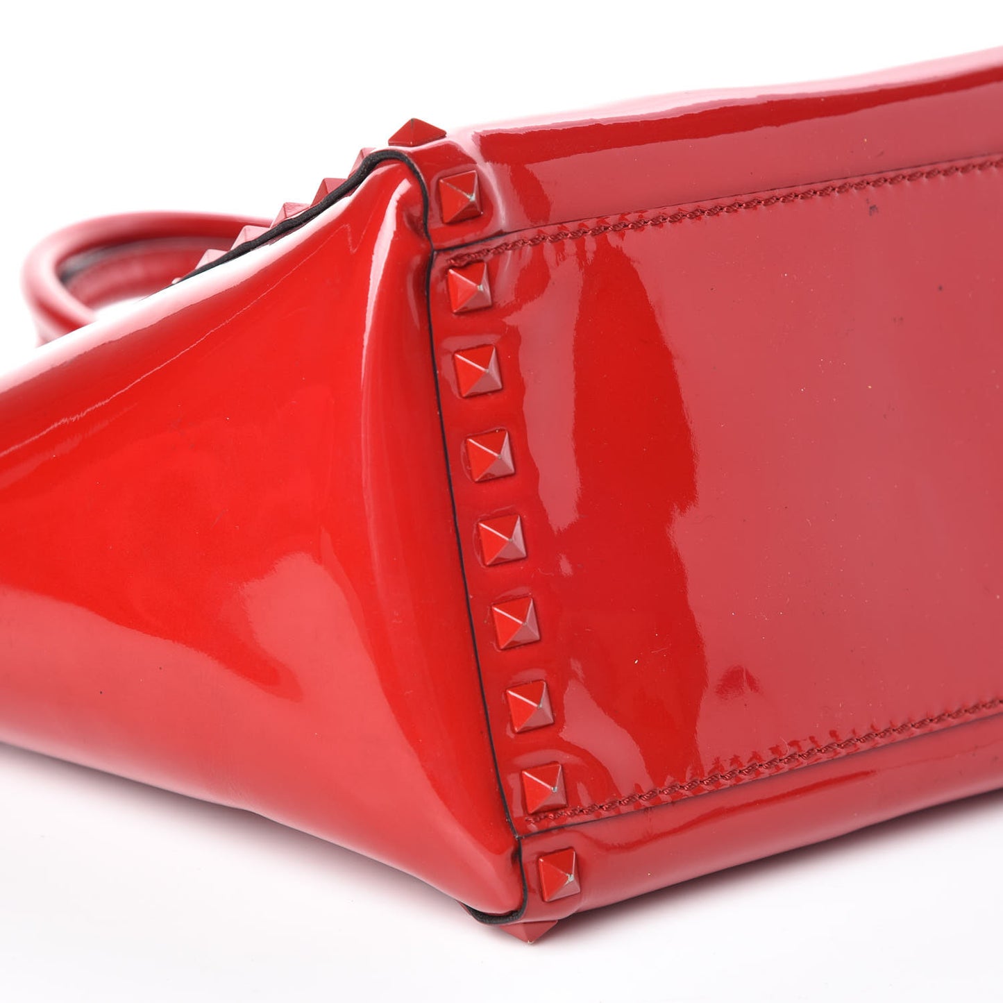 Patent Monochrome Small Rockstud Double Handle Tote Rosso Valentino
