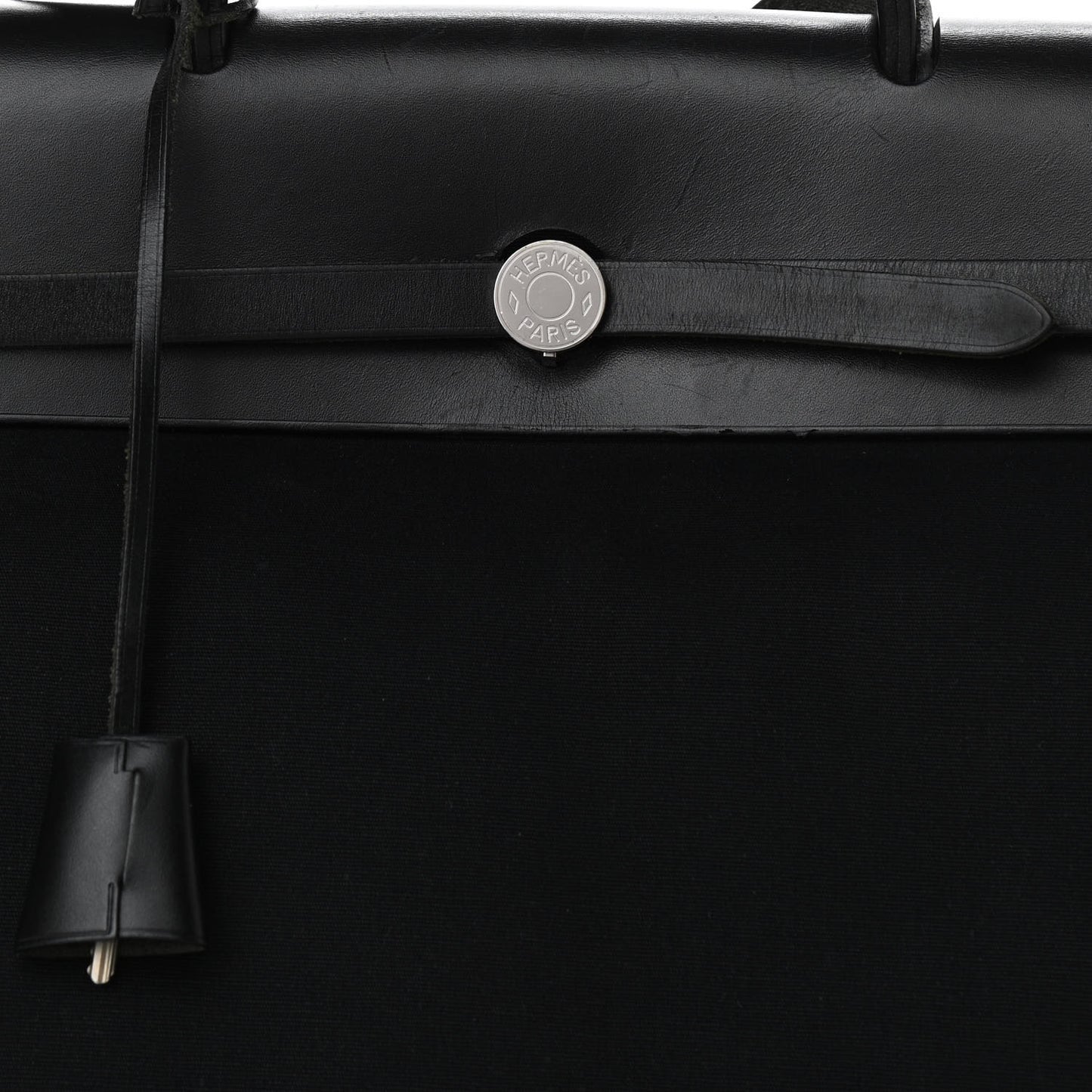 Toile Vache Calfskin Herbag 39 MM Black