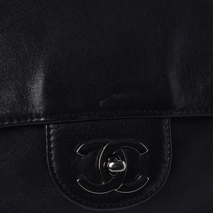 Chanel Lambskin Medium Soft and Chain Flap Black 8 of 9