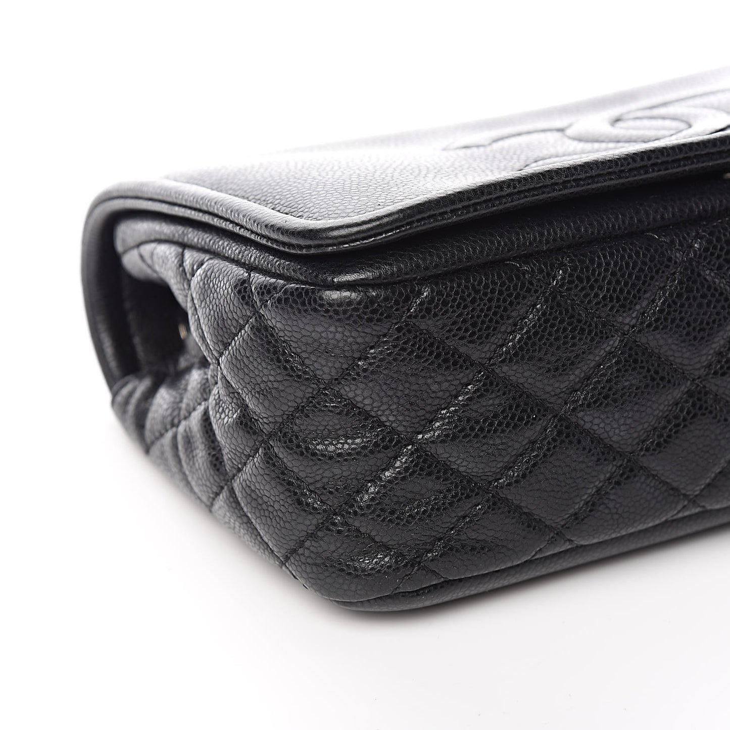 Caviar Medium Timeless CC Flap Black