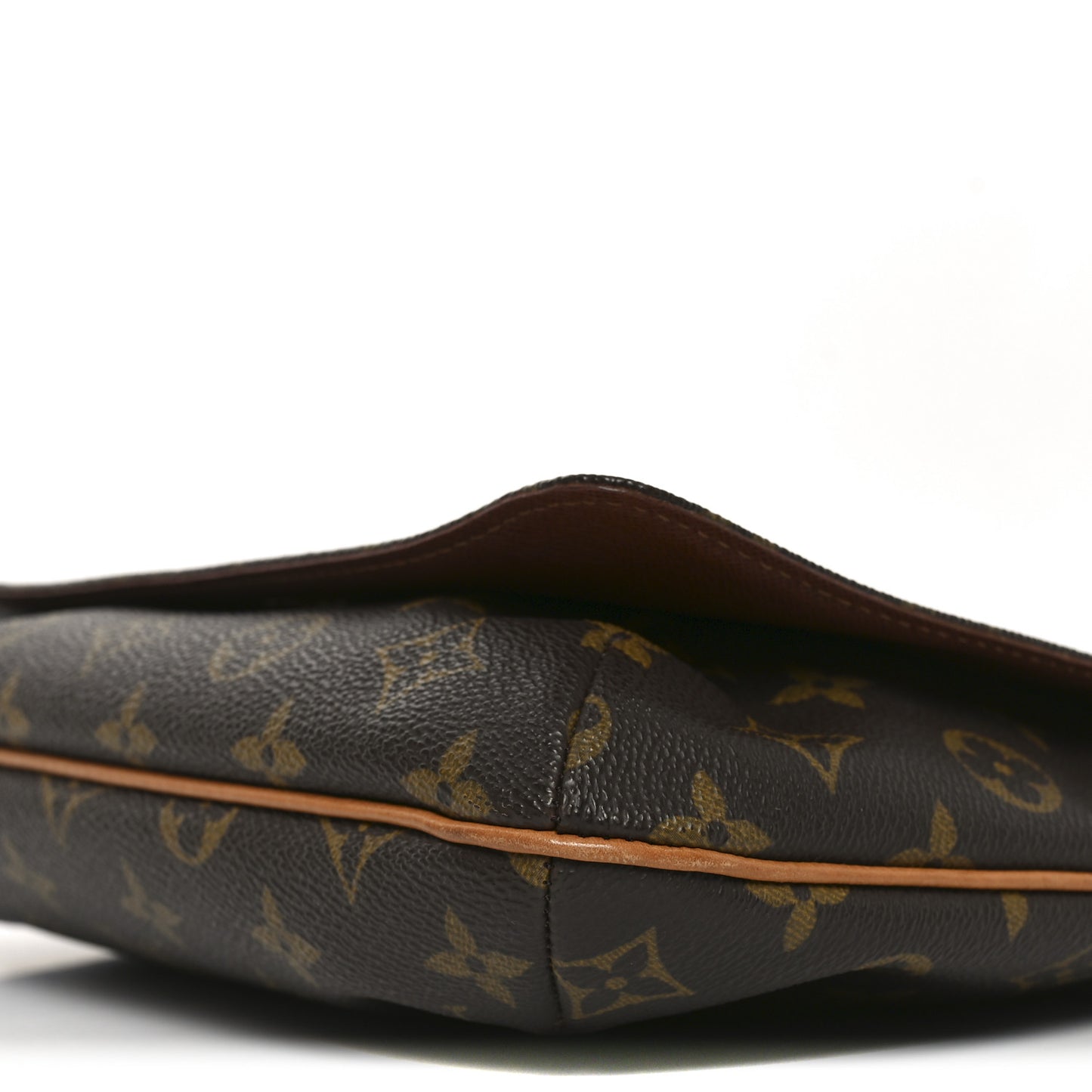 Monogram Musette Tango