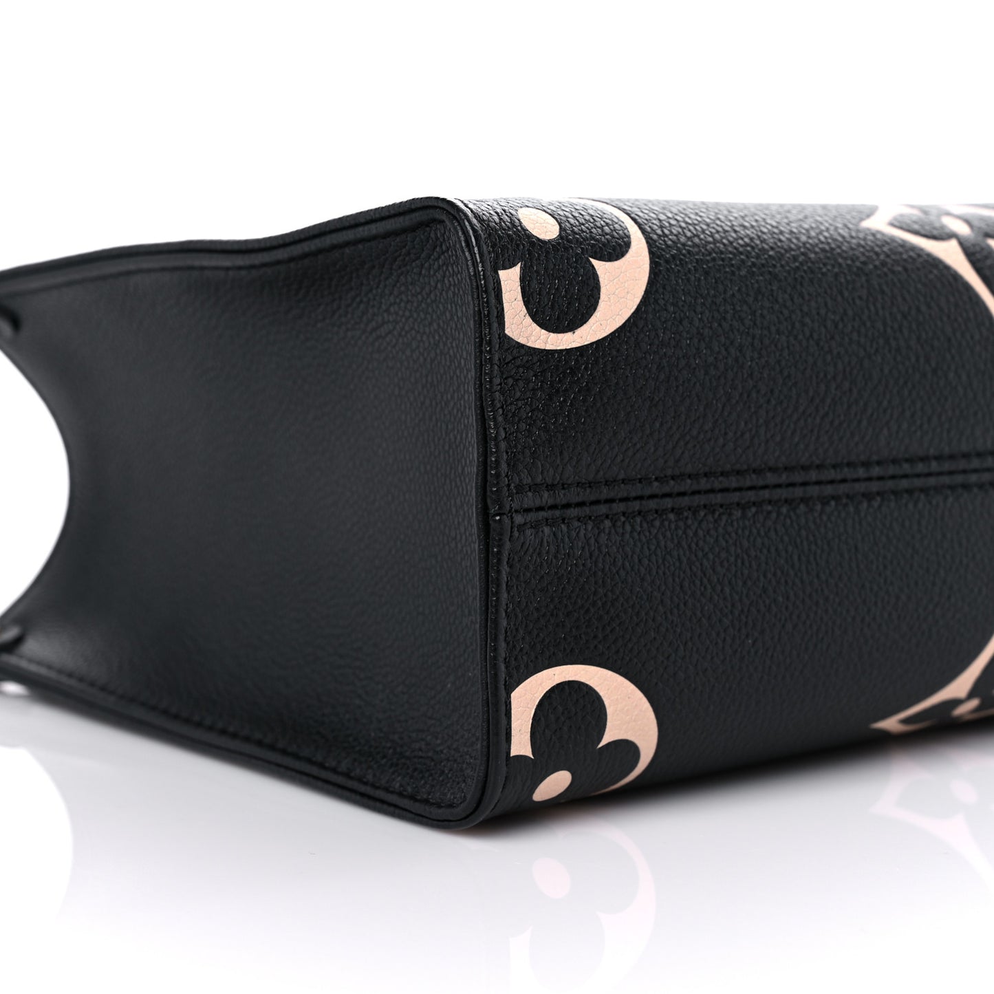 Empreinte Monogram Giant Onthego PM Black Beige