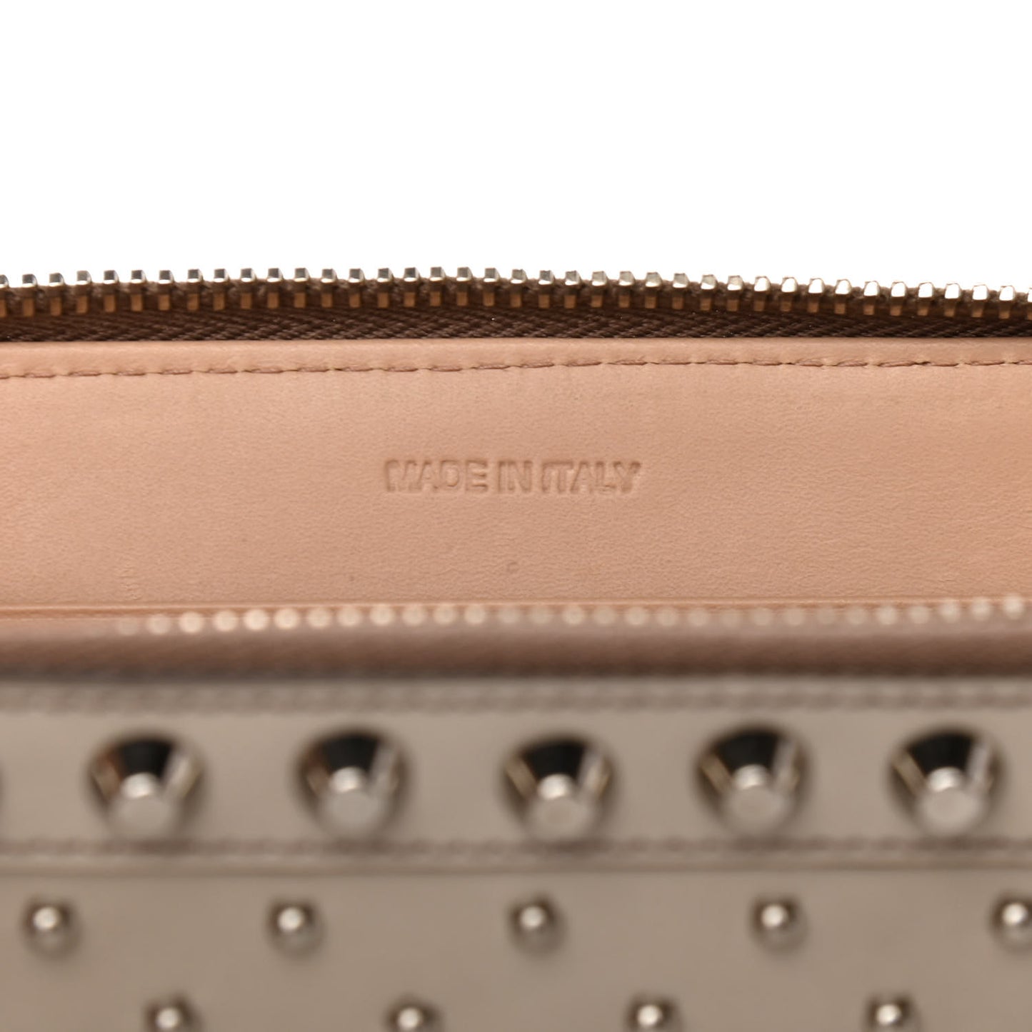 Spazzolato Studded Zip Around Wallet Quarzo
