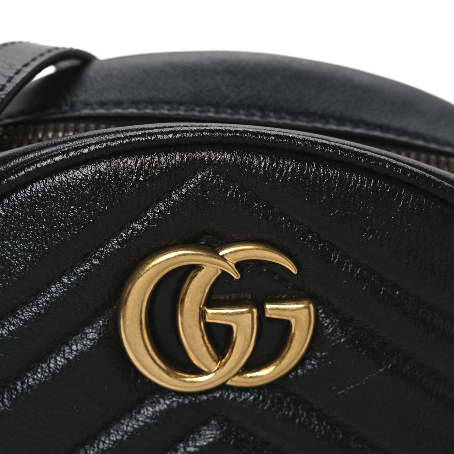 Azalea Calfskin Matelasse Heart Mini GG Marmont Round Shoulder Bag Black