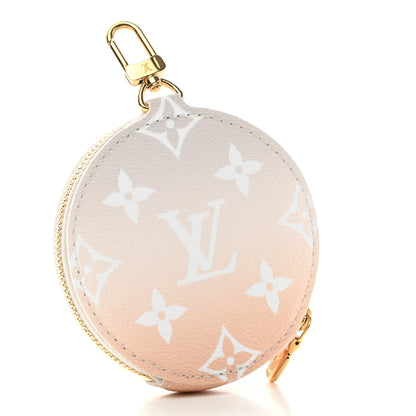 Louis Vuitton Monogram Giant By The Pool Multi Pochette Accessories Round Coin Purse Brume 3 of 6