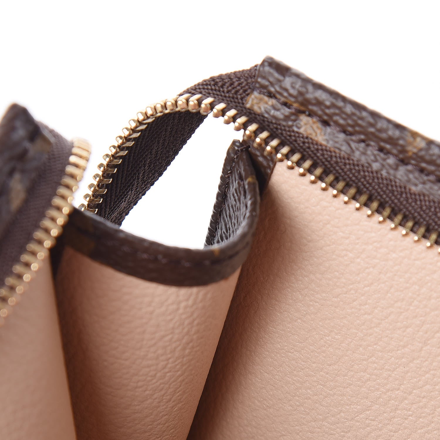 Louis Vuitton Monogram Toiletry Pouch 26 7 of 10