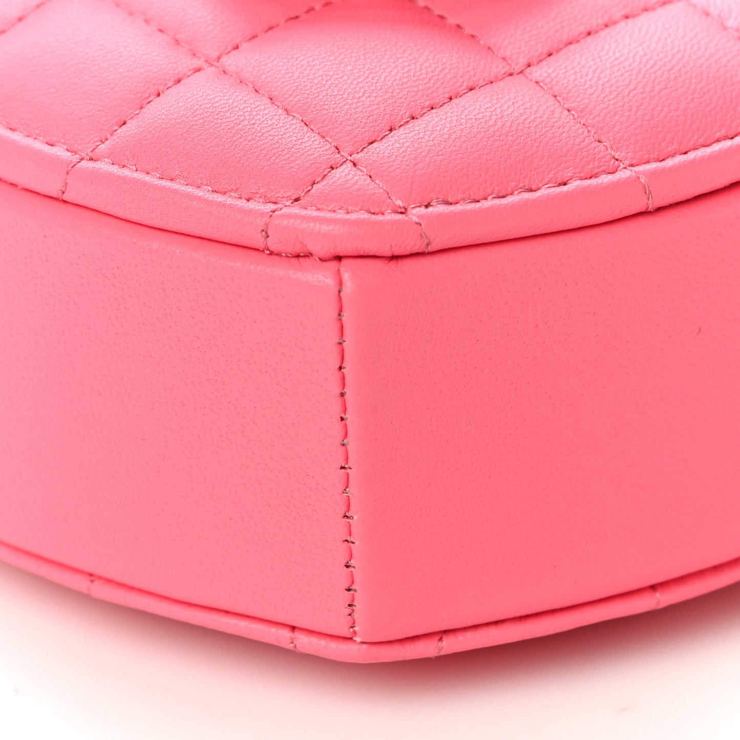 Lambskin Quilted CC In Love Heart Clutch With Chain Pink