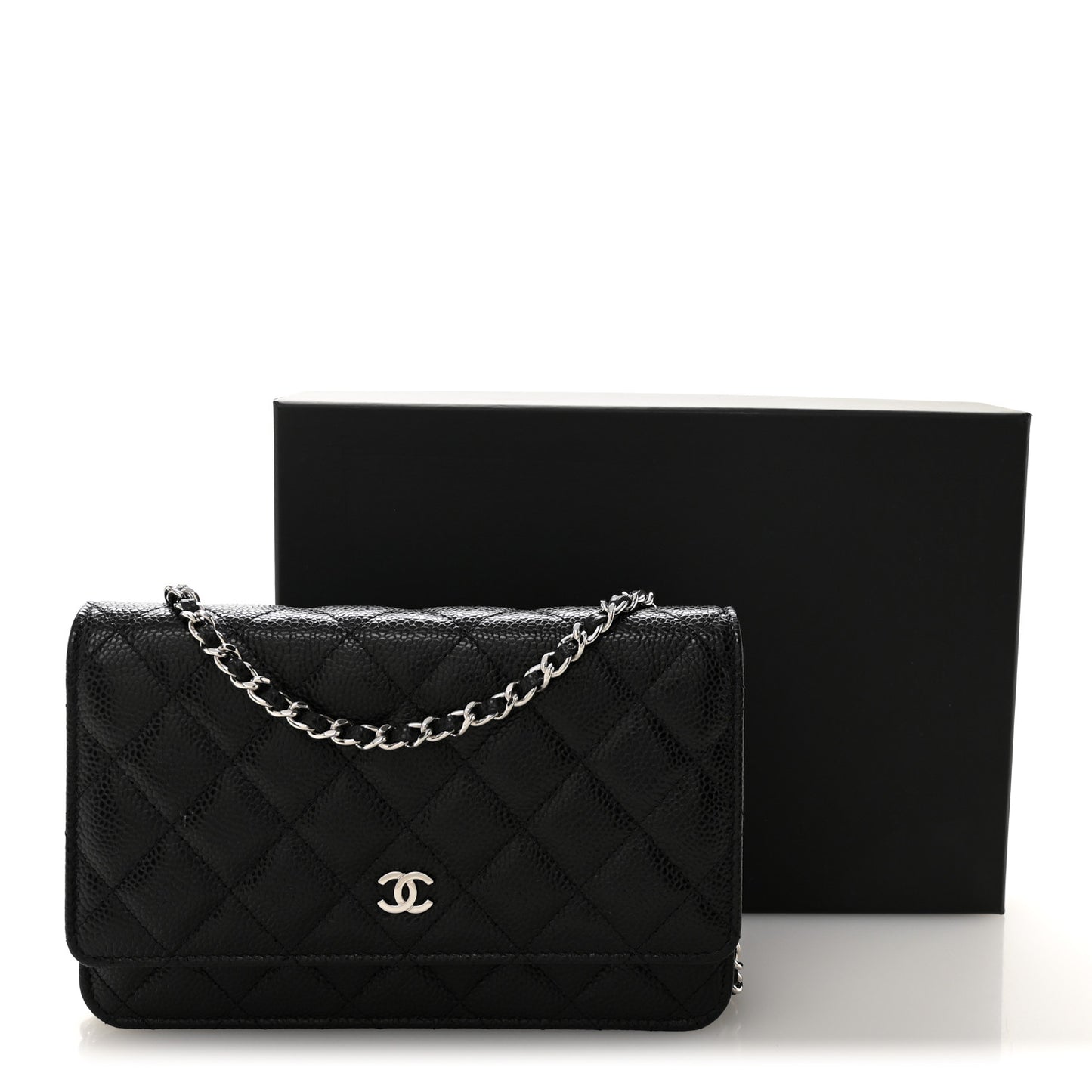 Caviar Quilted Wallet on Chain WOC Black