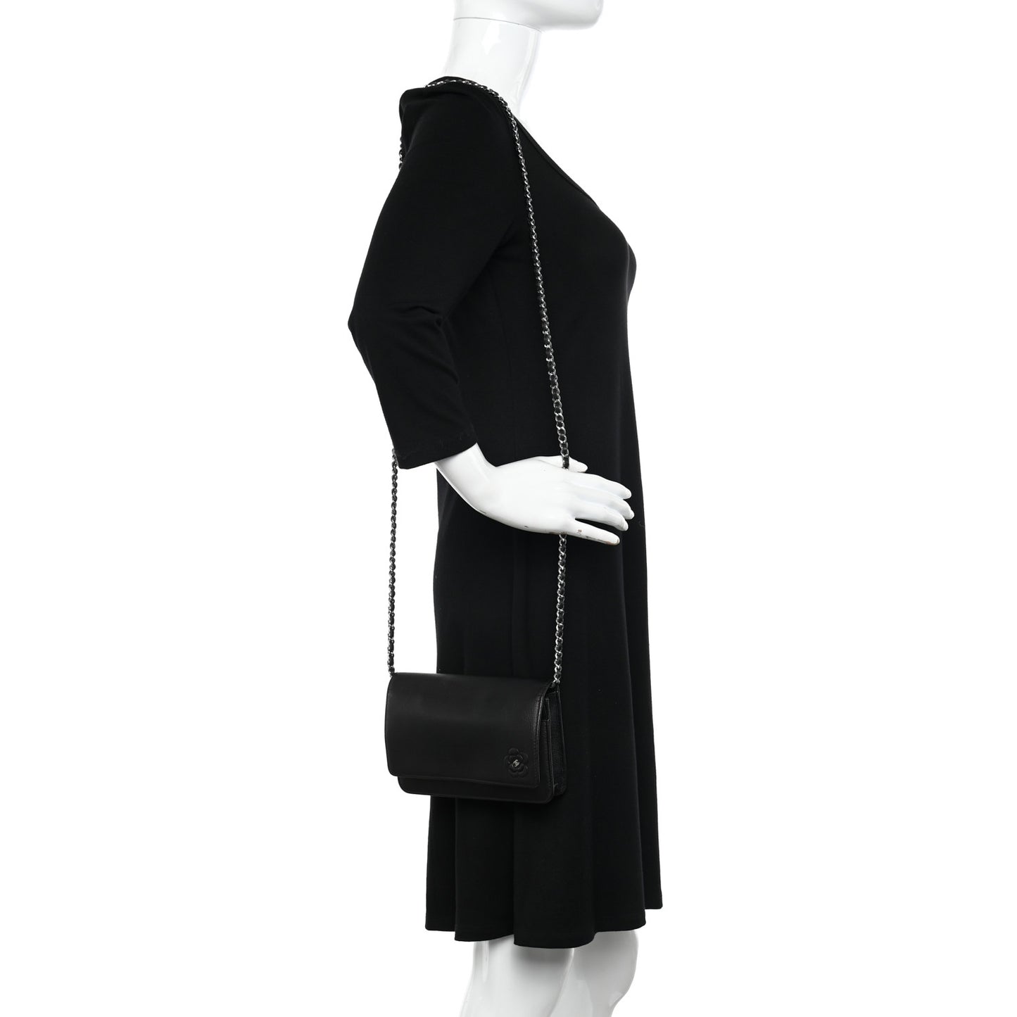Calfskin Camellia Wallet on Chain WOC Black