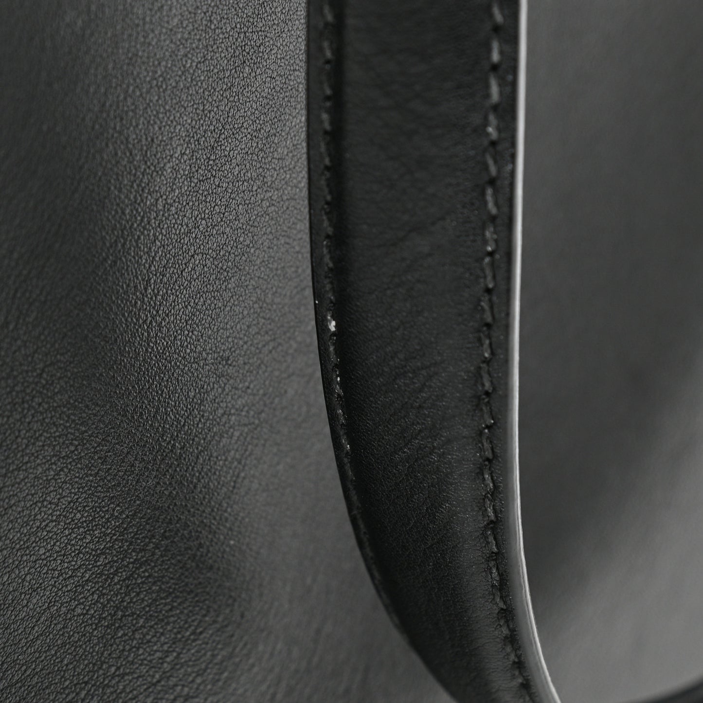 Vitello Dolce Marmol Patent Crocodile Trapuntata Large Peekaboo Iconic Satchel Black Fumo