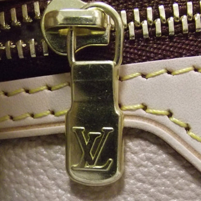 Louis Vuitton Monogram Petit Bucket 23 8 of 9