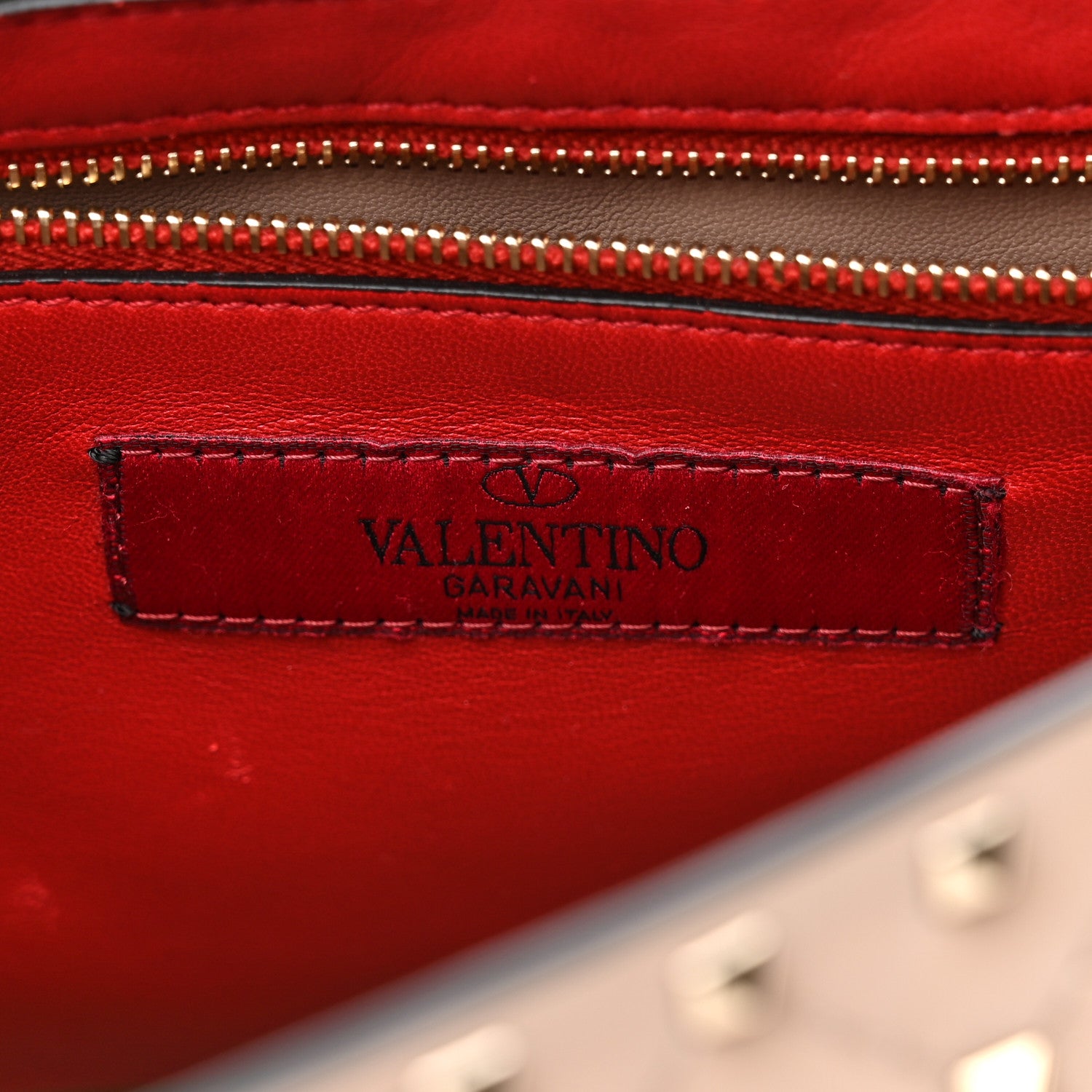 Valentino Garavani Nappa Large Rockstud Spike Shoulder Bag Poudre 6 of 13
