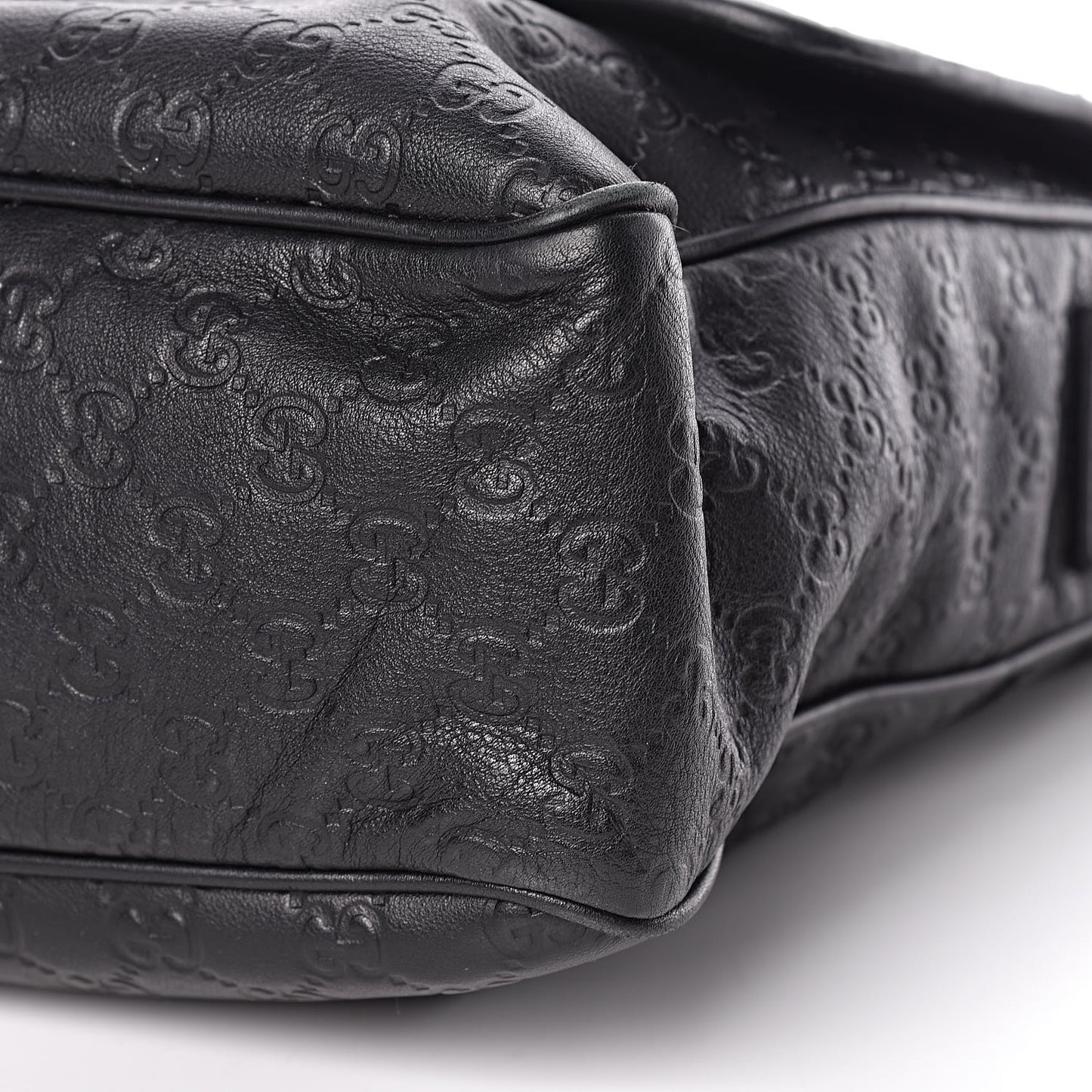 Guccissima Medium Flap Messenger Bag Black