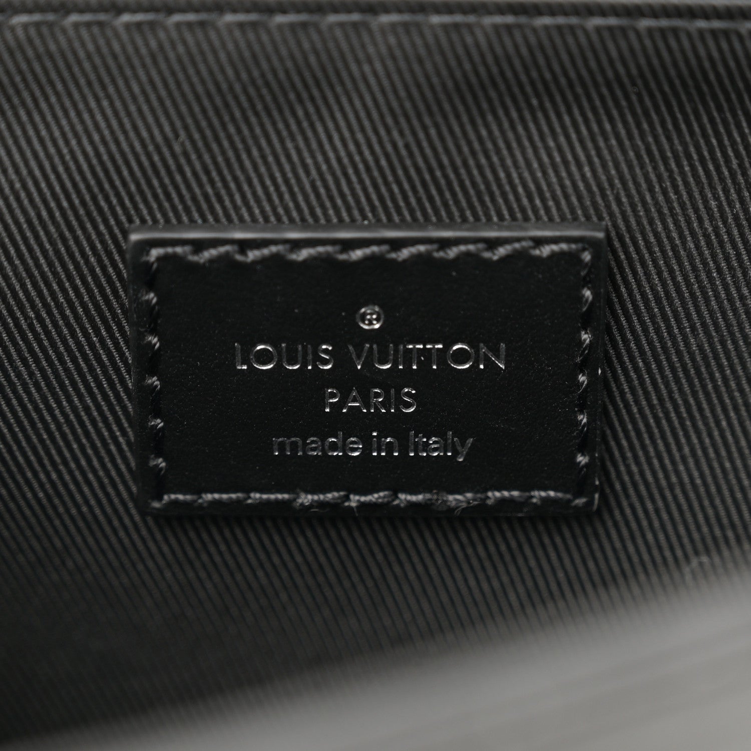 Louis Vuitton Epi Box Messenger Black 6 of 12