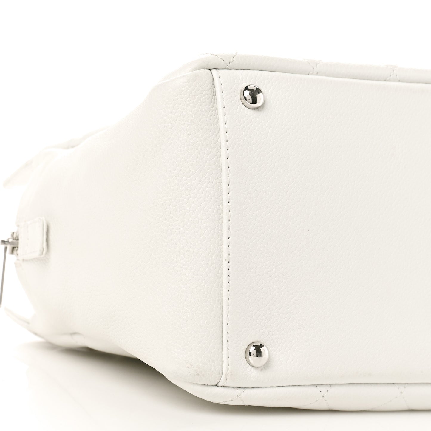 Caviar Quilted Petit Timeless Tote PTT White