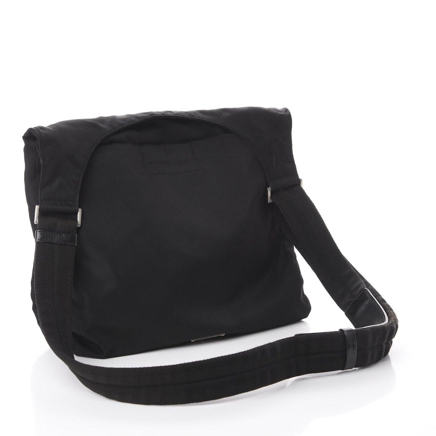 Nylon Flat Messenger Bag Black