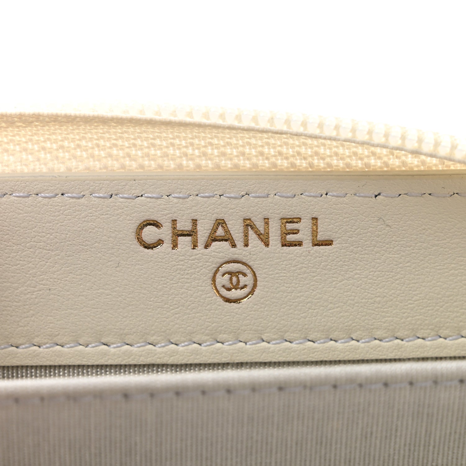 Chanel Caviar Quilted Boy Zip Around Coin Purse Wallet White 6 of 10