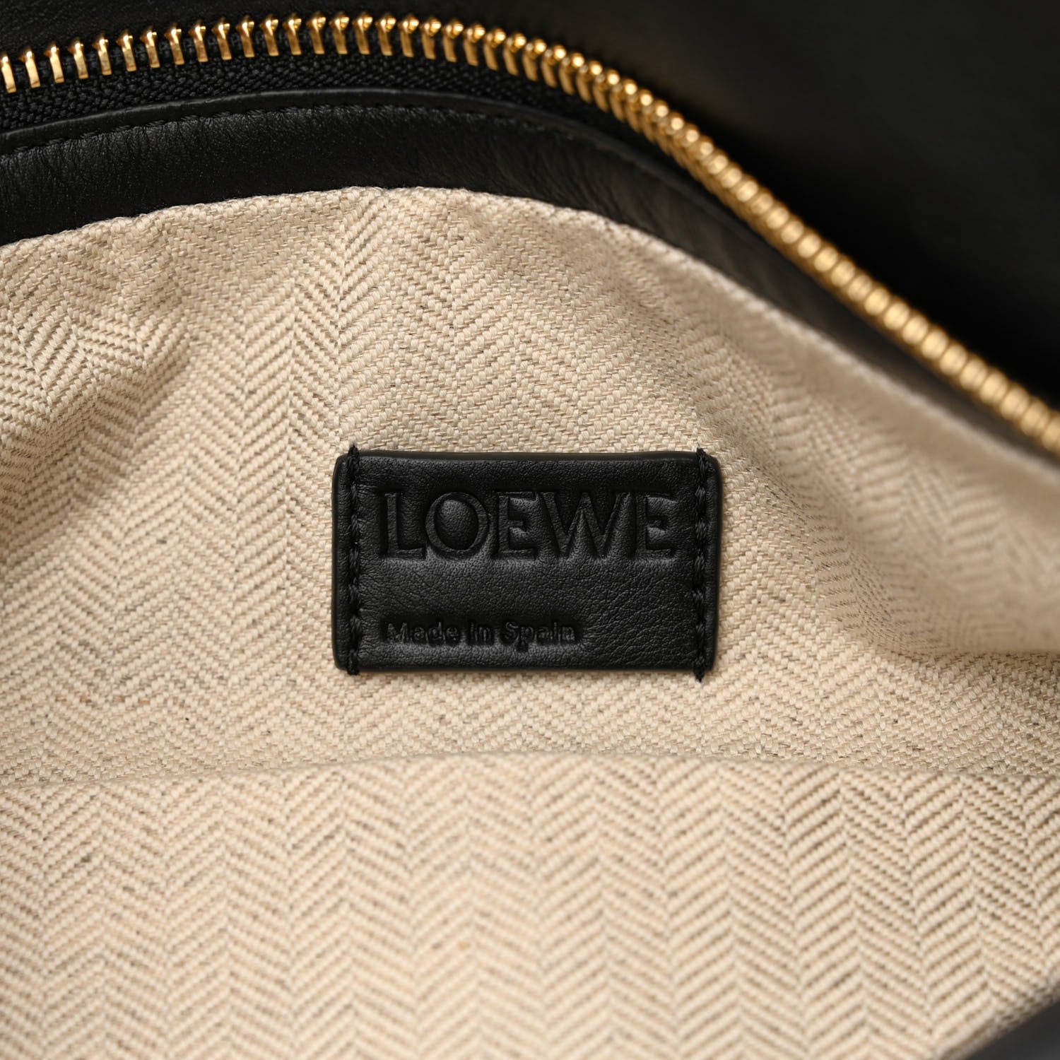 Loewe Calfskin Puzzle Hobo Black 6 of 11