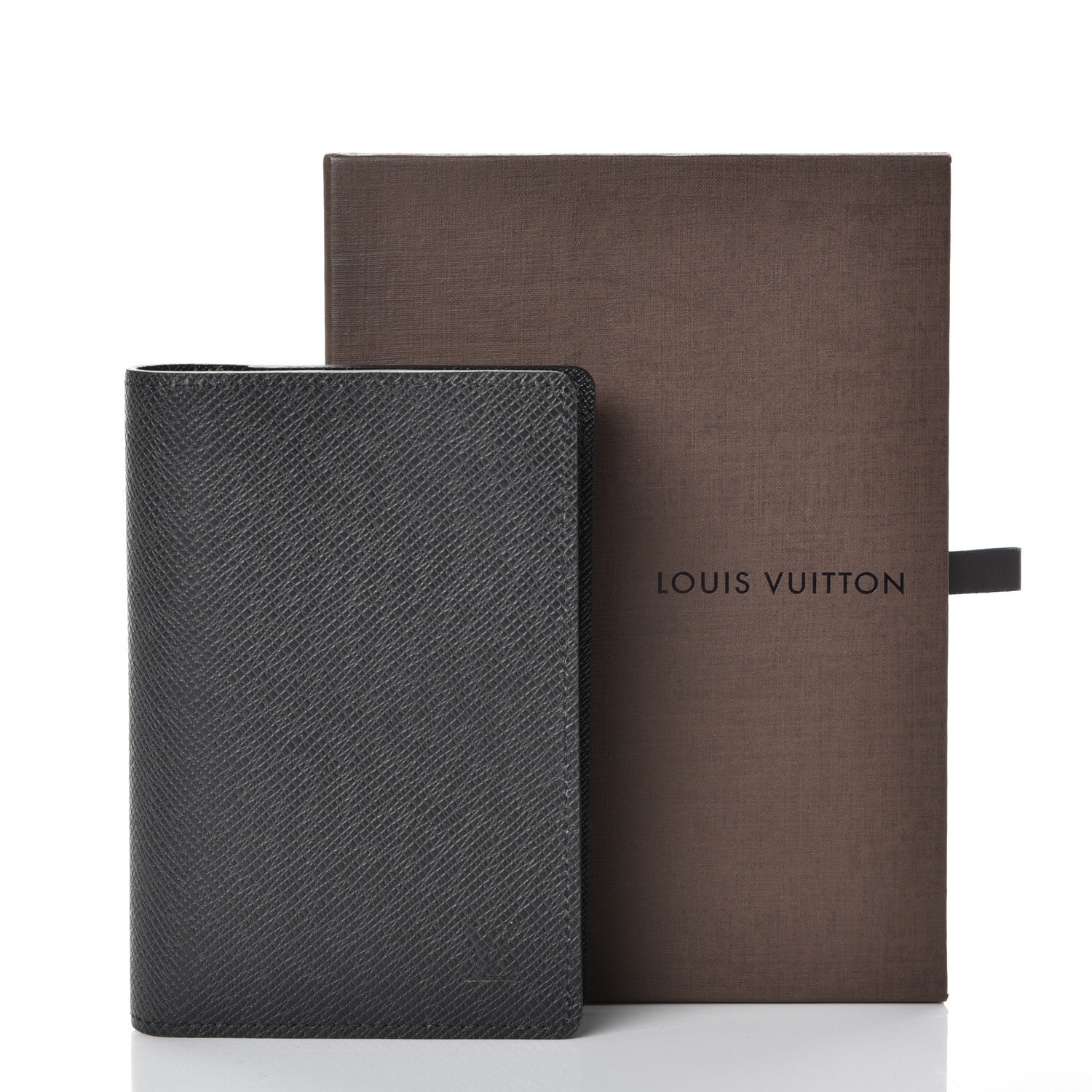 Louis Vuitton Taiga Passport Cover Ardoise 8 of 8