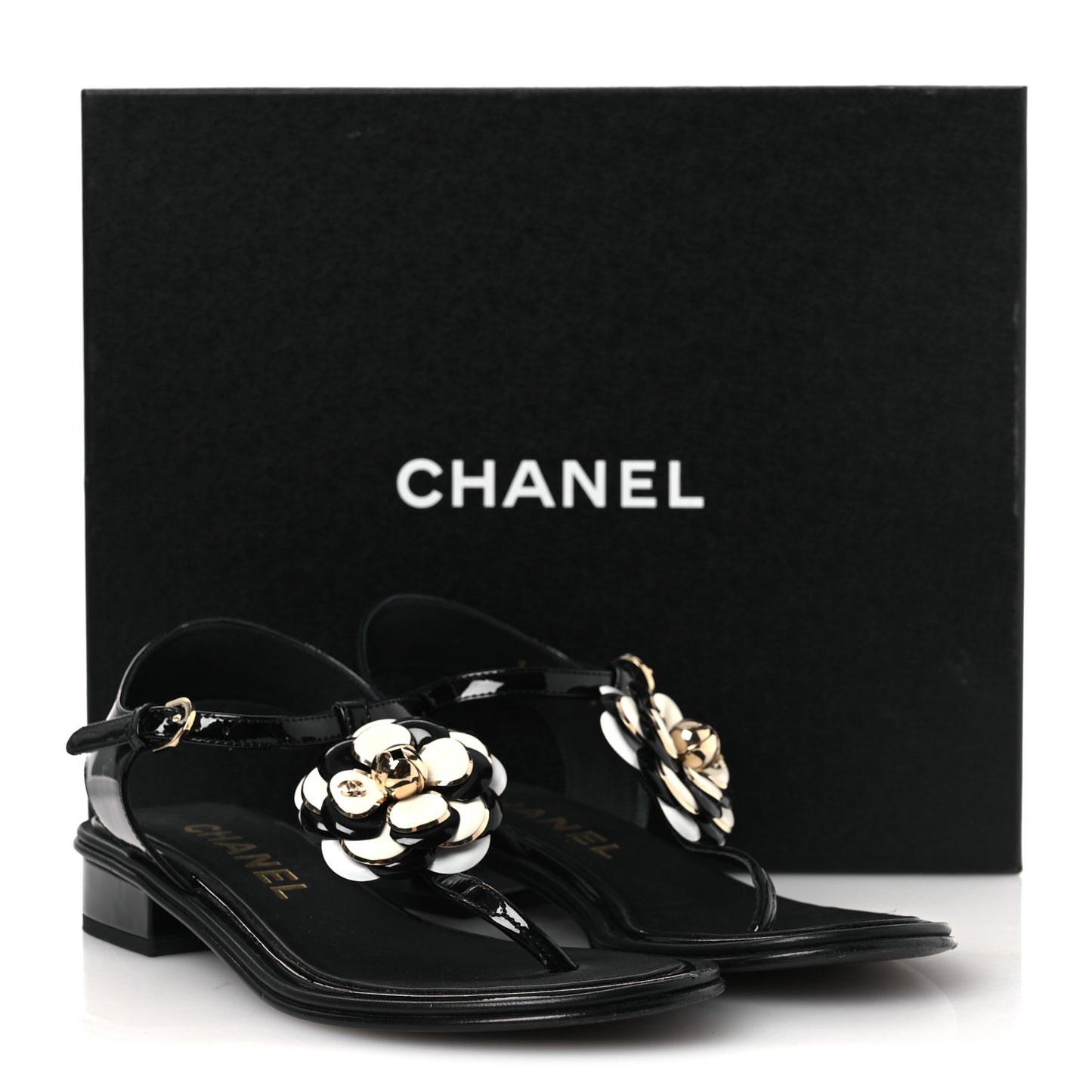 Patent Calfskin Camellia Thong Sandals 37 Black White