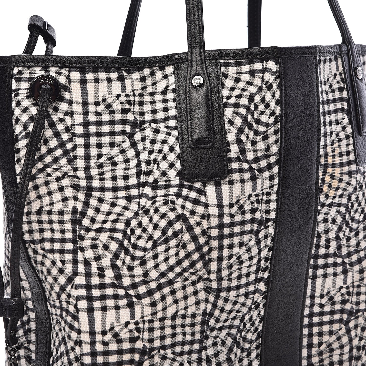 MCM Visetos Medium Liz Reversible Shopper Tote Black 16 of 20