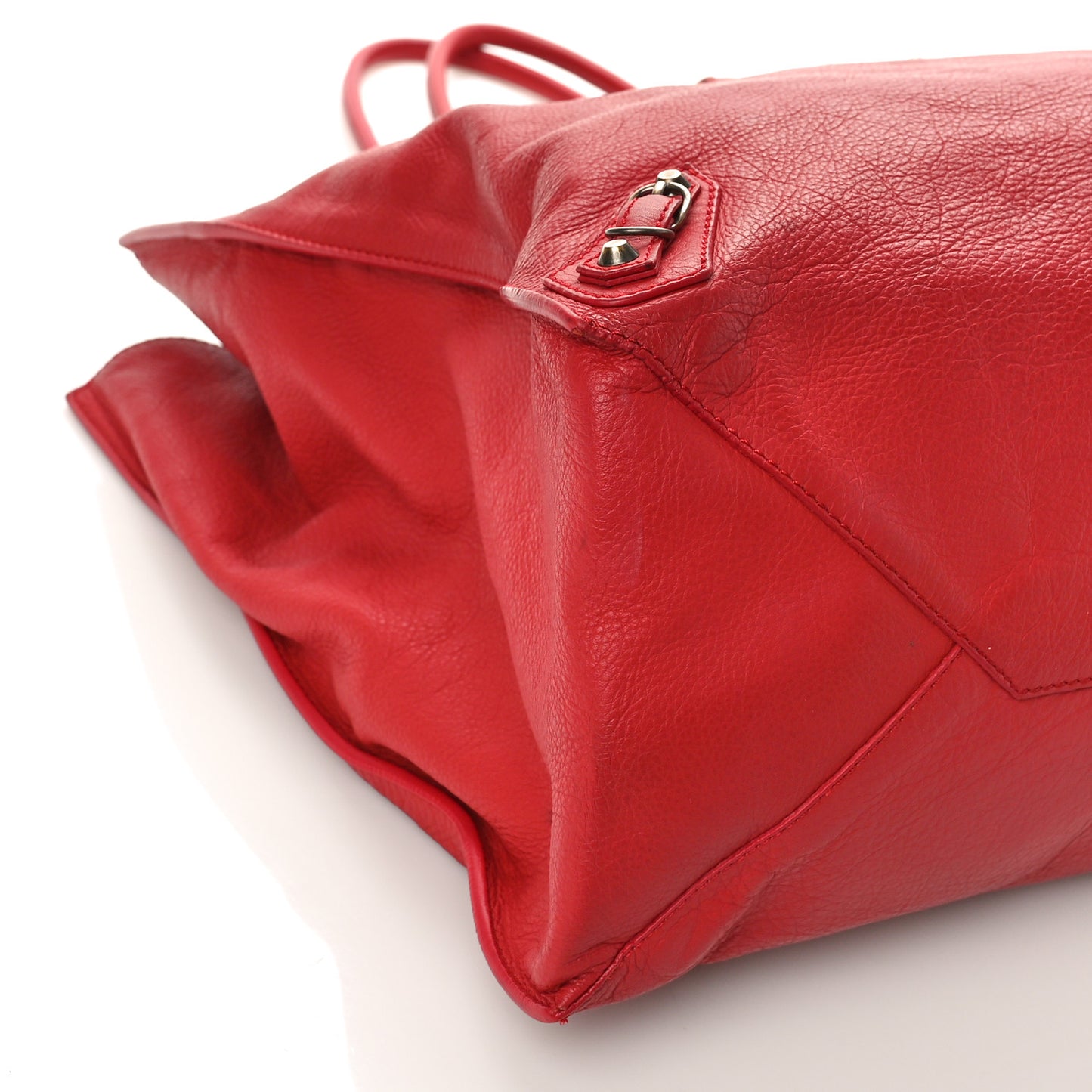 Veau Souple Papier A4 Zip Around Tote Rouge