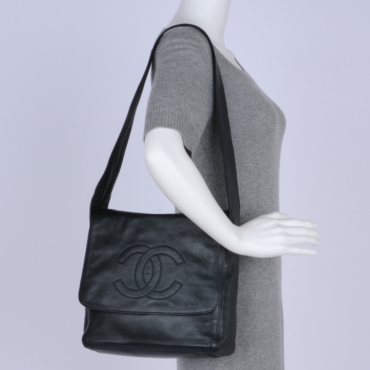 Lambskin CC Shoulder Bag Black