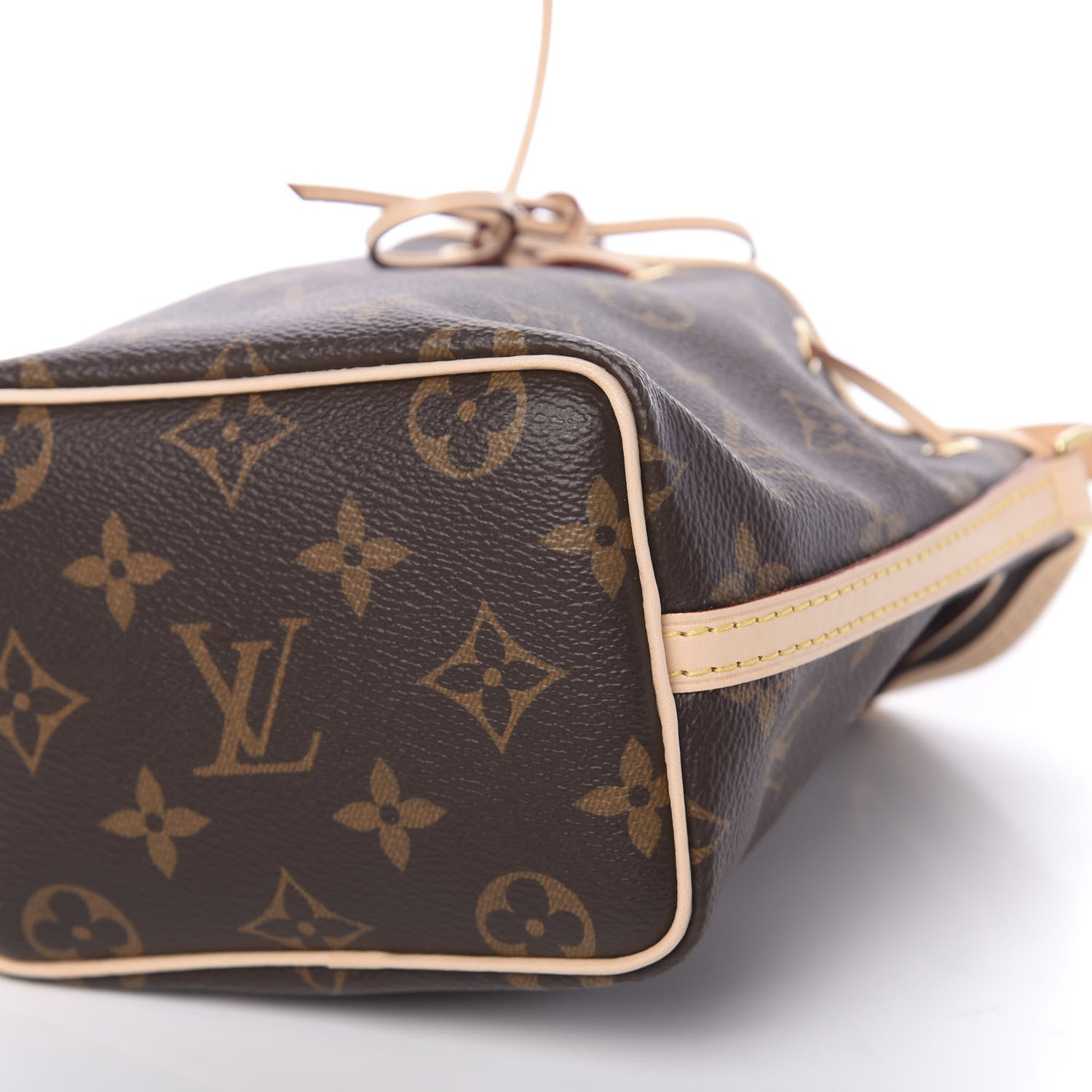 Louis Vuitton Monogram Nano Noe 9 of 10