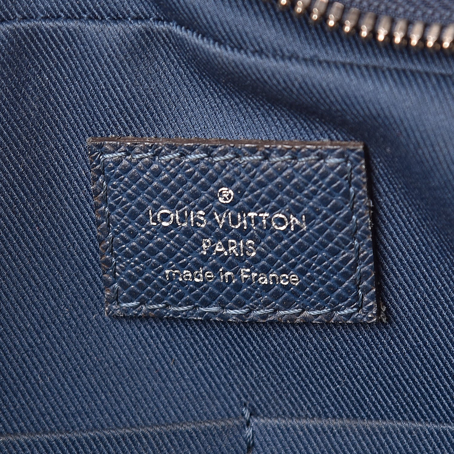 Louis Vuitton Taiga Porte-Documents Voyage PM Ocean 6 of 15
