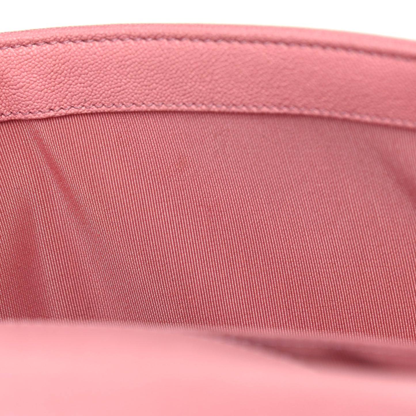 Caviar Quilted Medium Boy Flap Pink