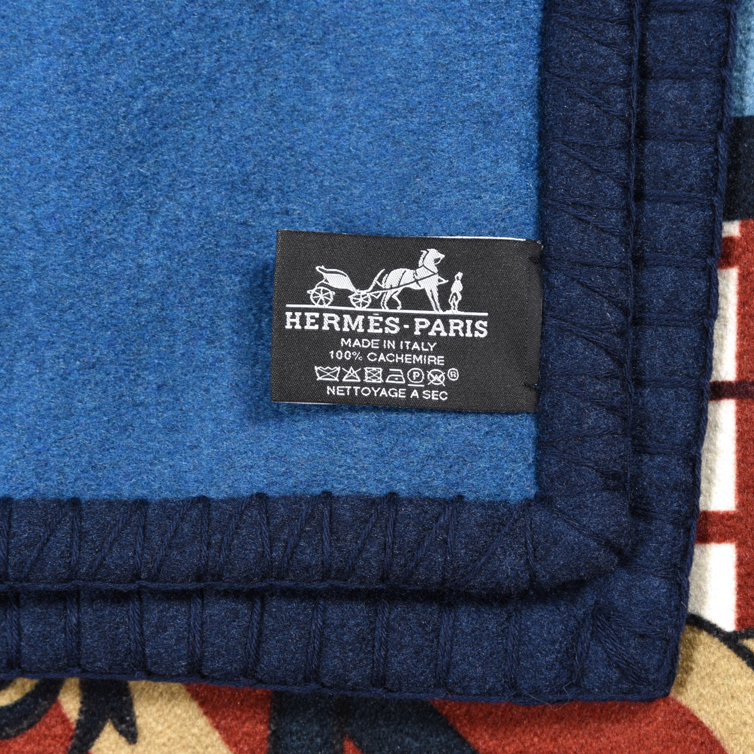 HERMES カシミヤ 100% ブランケット ネイビー Hermes Cashmere Couvertures Nouvelles Blanket 744315 – FASHIONPHILE