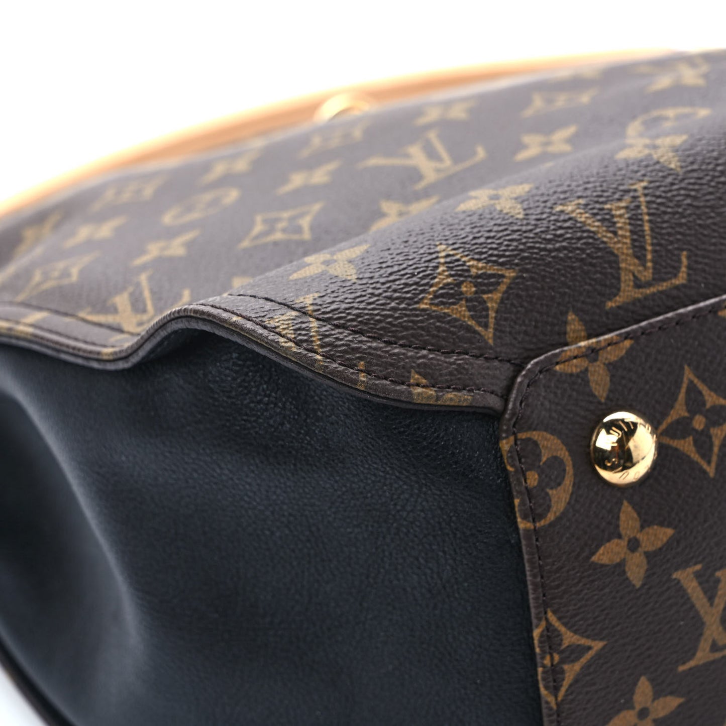 Monogram Gaia Black