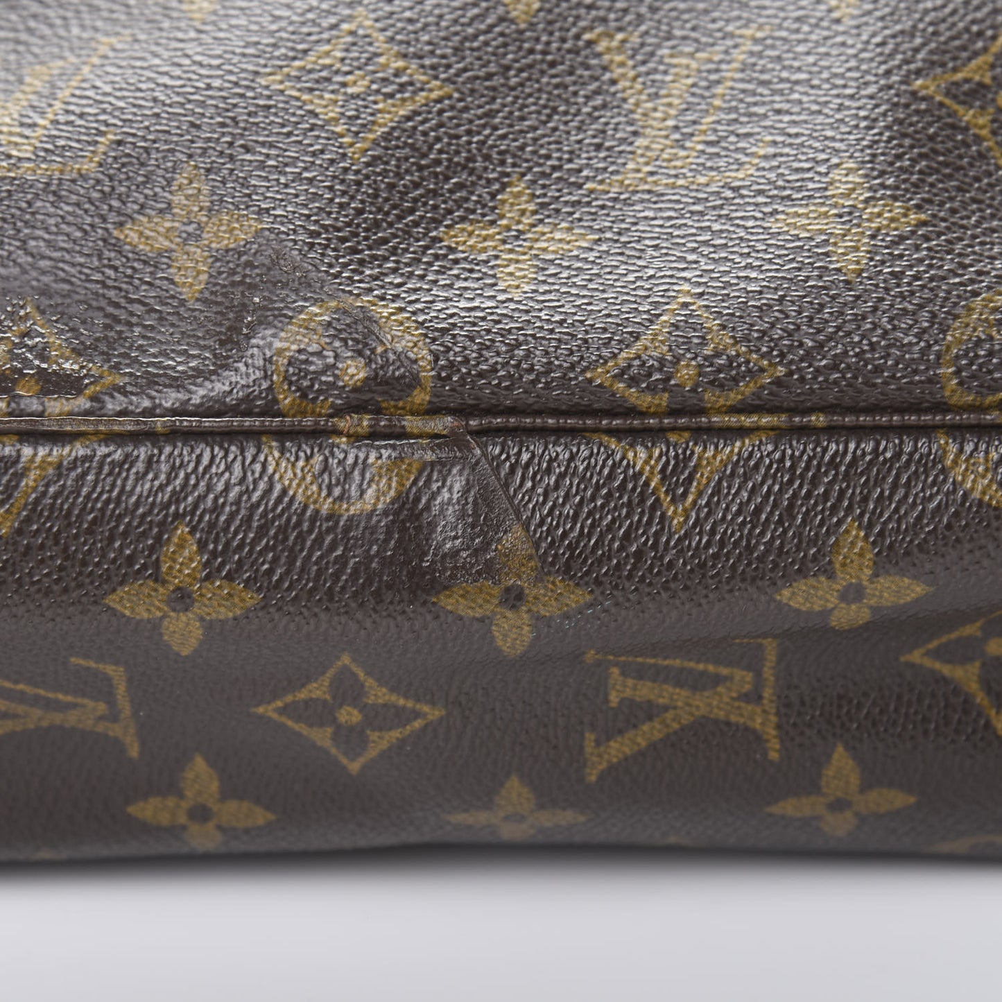 Monogram Trousse Toilette 28