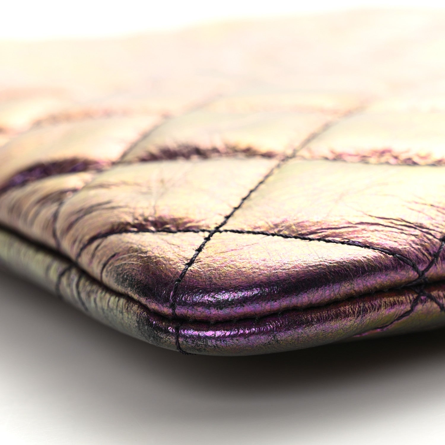 Chanel Iridescent Crumpled Calfskin CC Ripples Medium Cosmetic Case Purple 10 of 12