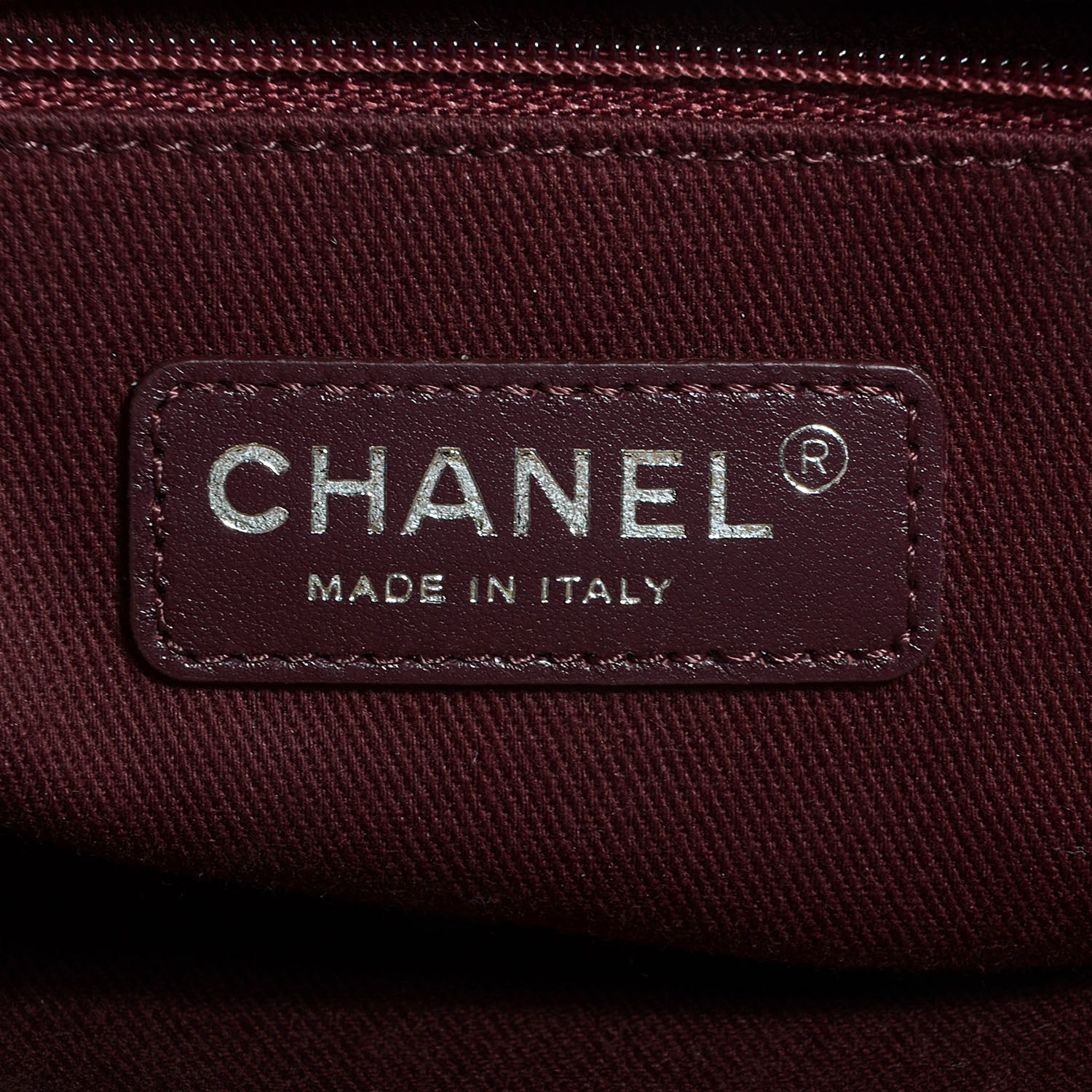 Chanel Washed Toile Graffiti On The Pavements Messenger Khaki Multicolor 6 of 8
