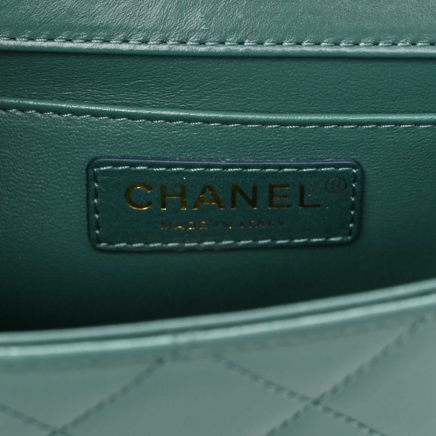 Calfskin Quilted Perfect Fit Flap Green