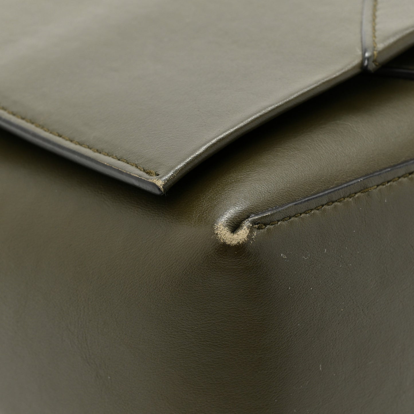 Lambskin Maxi Intrecciato Messenger Bag