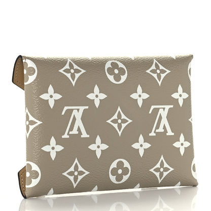 Louis Vuitton Monogram Giant Medium Kirigami Pochette Insert Beige 3 of 8