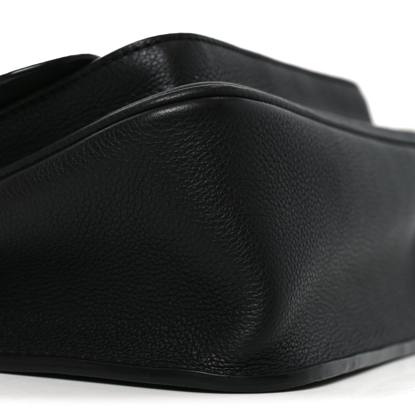 Grained Calfskin Lockme Chain Bag PM Black