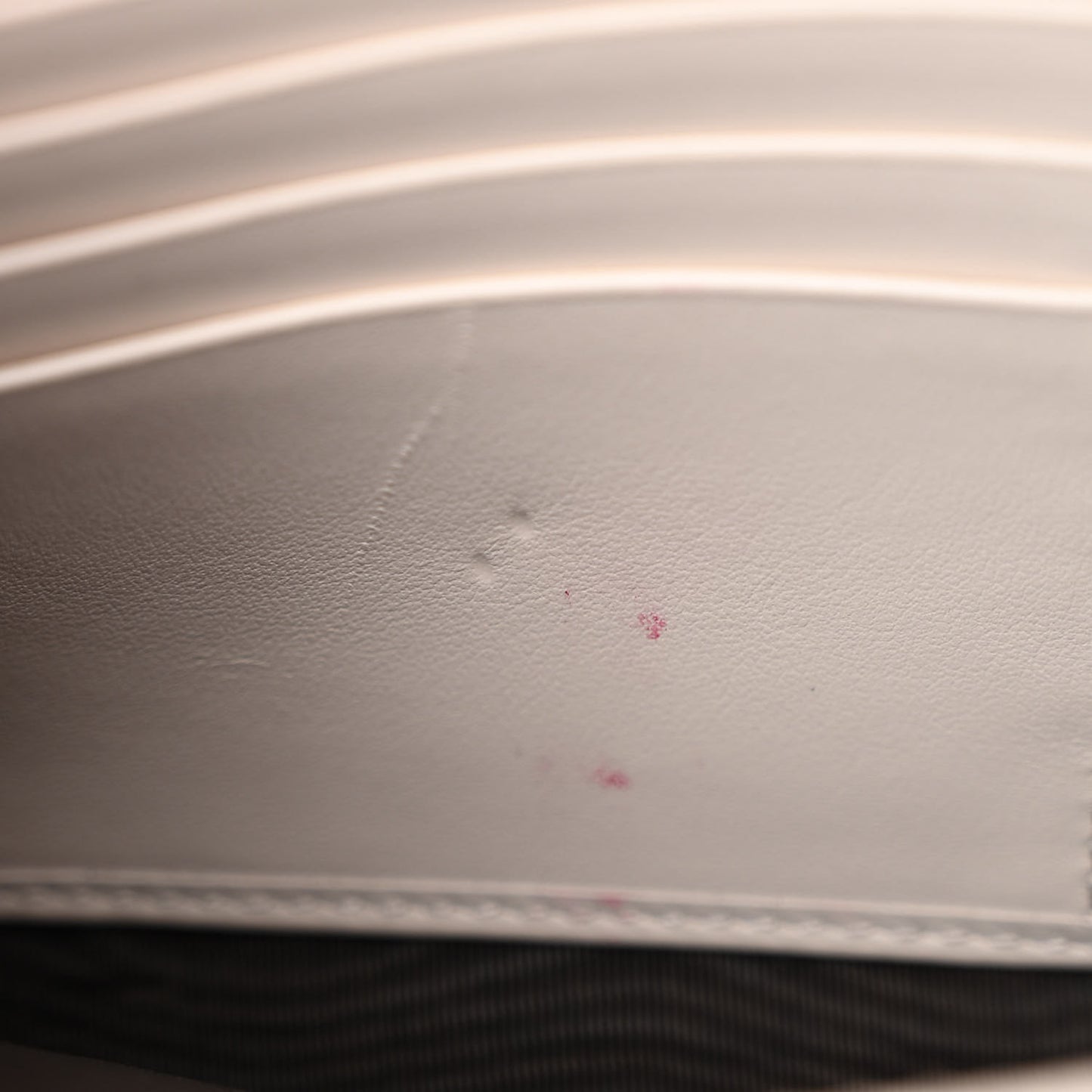 Calfskin Matelasse GG Marmont Chain Wallet Mystic White