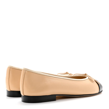 Chanel Lambskin Cap Toe CC Ballerina Flats 38 Beige Black 4 of 9