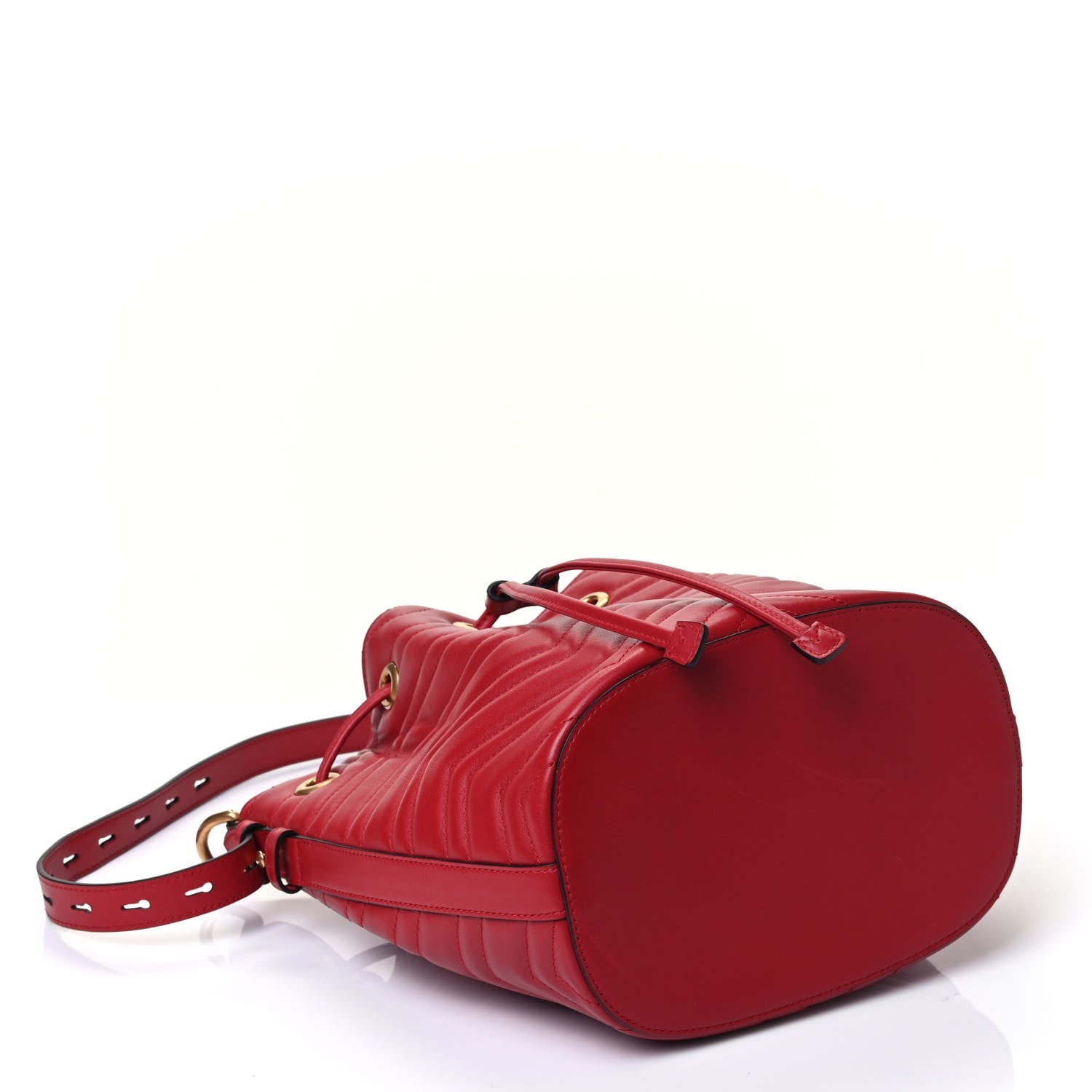 Gucci Calfskin Matelasse GG Marmont Bucket Bag Hibiscus Red 3 of 4