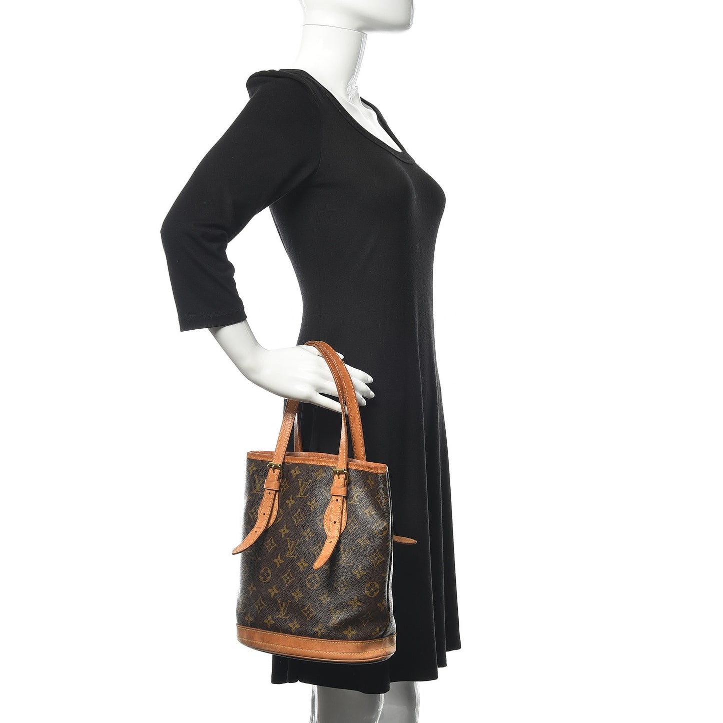 Monogram Petit Bucket 23