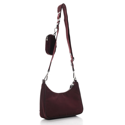 Prada Tessuto Nylon Re-Edition 2005 Shoulder Bag Granato 2 of 7