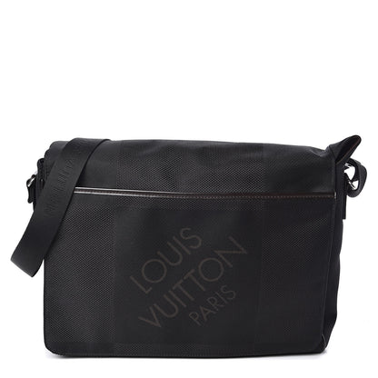Louis Vuitton Damier Geant Petit Messenger Bag Black 1 of 9